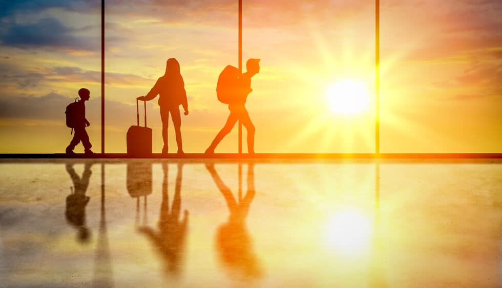 Boardwalk Resort Vacations Reviews highlights airport connection planning and the importance of allowing enough time between flights.